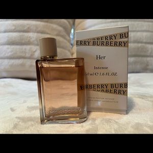 Burberry Her Intense Eau De Parfum